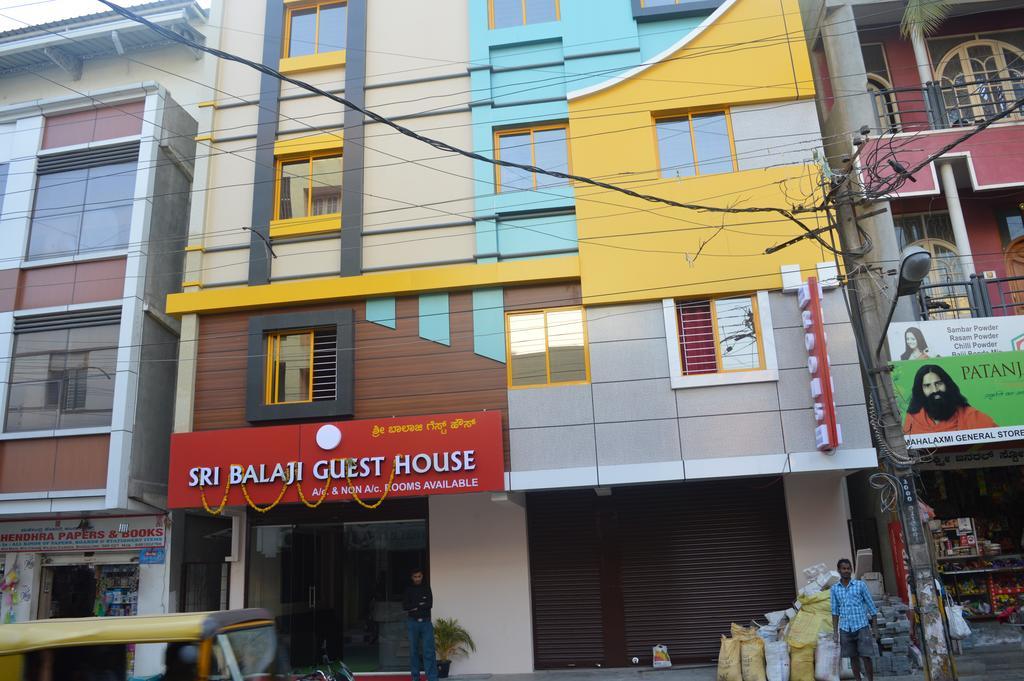 Sri Balaji Guest House Bangalore Exteriör bild